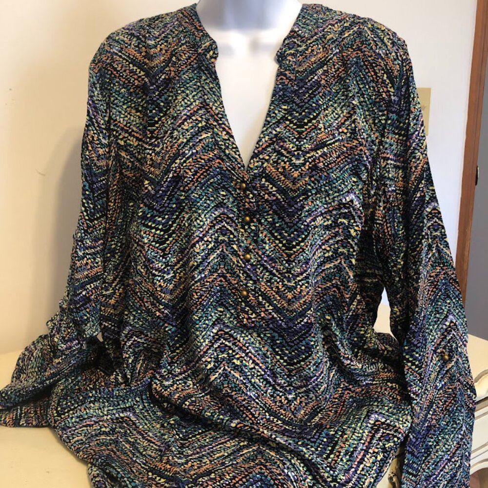 Cato (not glittery) Multicolor Chevron Print Tunic Top